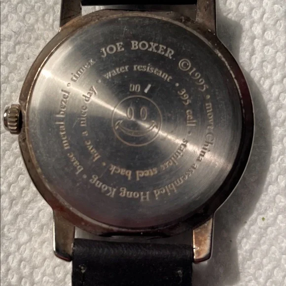 Joe Boxer Vintage Smiley Face Wrist Watch 1995
